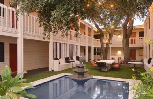 Dreamy Outdoor Space New Design in Renovated Apt - Foto 39