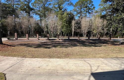 Roomy Retreat - Photo 24