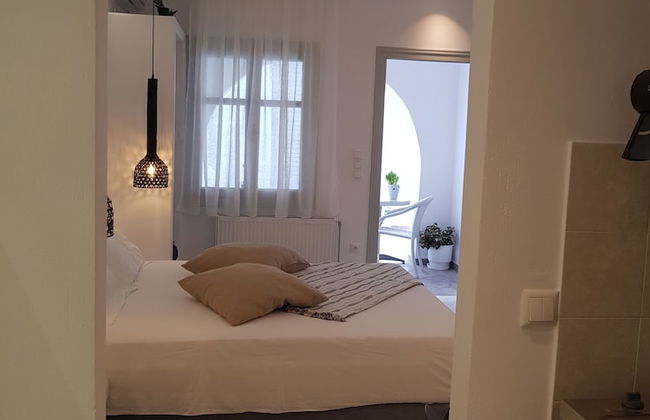 Exclusive Studios Naxos Town - Photo 18