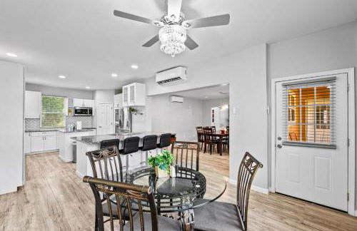 Lilburn Gateway with Game Loft, Fire Pit, Stone Mountain - Foto 27