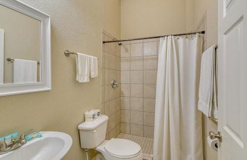 Saltwater Pool! Epic Galveston Bay Group Getaway! - Foto 15