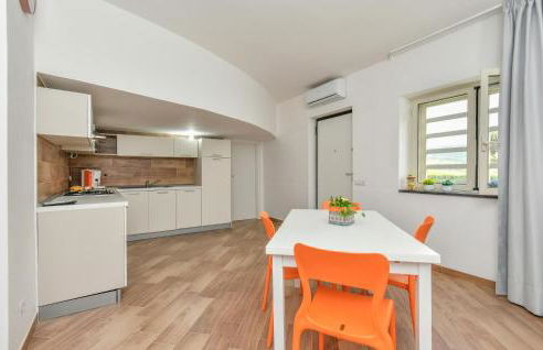 Amazing Home In Giungano - Photo 14