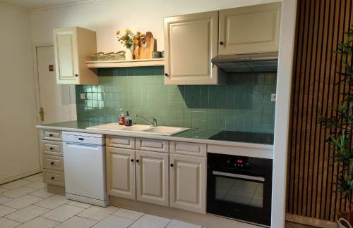 Beautiful holiday home with private pool - Foto 9