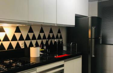 Sinta-se em Casa! Ap Novo, Aconchegante e Funcional- Ótima localização - Foto 6