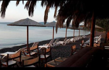 Seaside Apartment in Tsonia - Photo 10