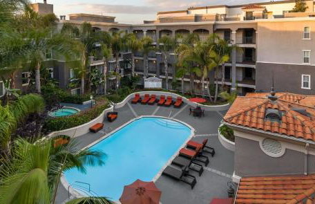 Luxury Coastal 1 & 2 Bedroom Retreat Near Venice with Pool & Cinema Room - Foto 1