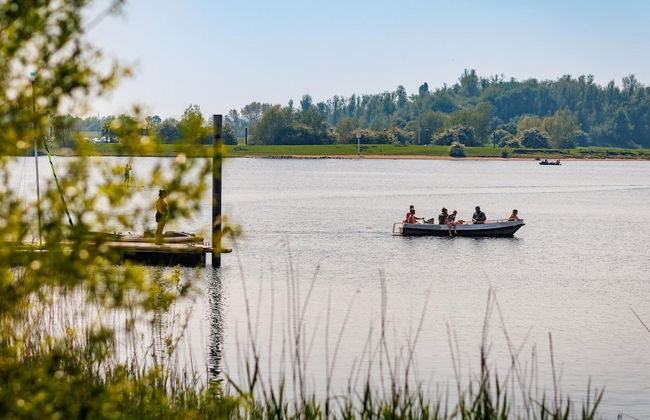 Chalet With Terrace at the Lake and Beach - Foto 20