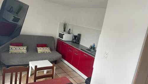 Apartment with mountain view - Photo 2