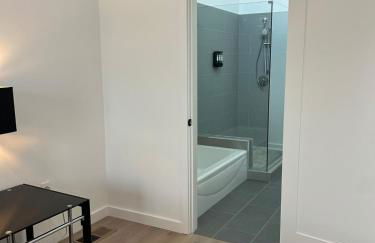 912 Brand New Spacious Tonwhome 3br 3ba sleeps 9 - Foto 10