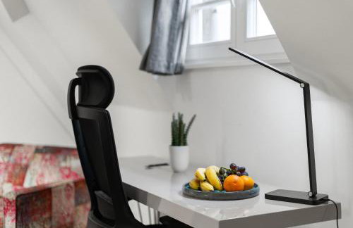 Traumhaft gelegene Altbau-Wohnung im Herzen von Weinheim - Parking - Foto 22