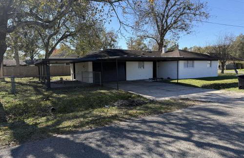 Charming 3-Bedroom Short-Term Rental in Port Neche - Foto 16