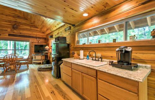 Lyndhurst Cabin on Farm with Pond and Stocked Stream! - Foto 6
