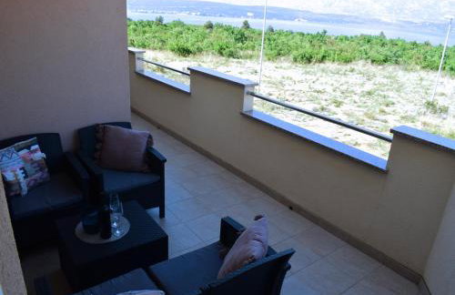 Villa Sun with pool - Photo 32