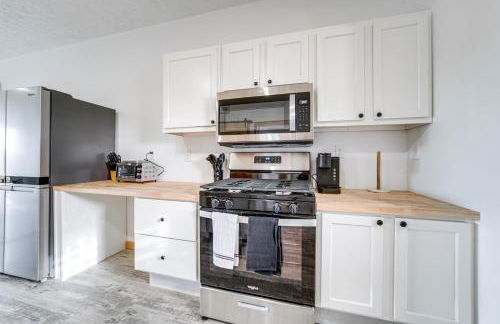 4 Mi to Lake Erie Condo in Golf Community - Foto 7