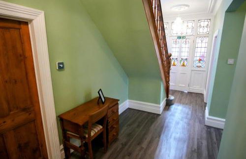 Northfield Cottage, Games & Arcade Room, Dog Friendly HS2, NEC, BHX, M42, Family Gatherings, Contractors, Hot Tube Hire Optional - Foto 73