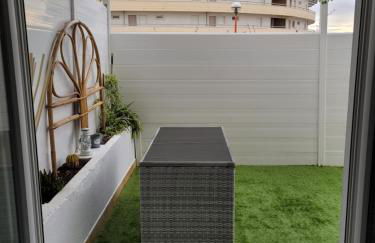 Tahiti Beach, T2 à la mer, piscine, terrasse et parking - Foto 8