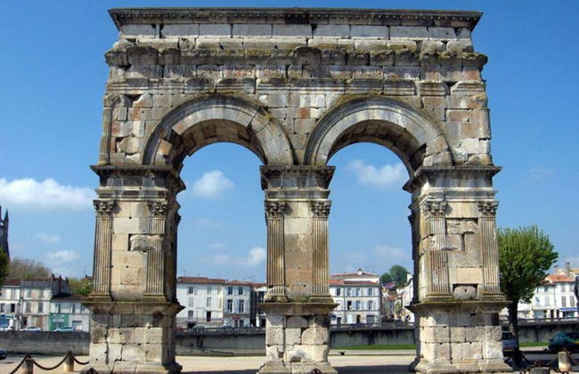 Beautiful Holiday Home With Private Pool - Foto 44