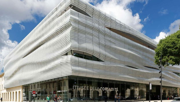 Edificio del Museo della Romanità di Nimes