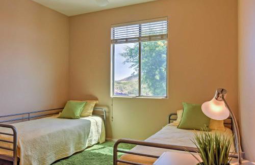 North Phoenix Home with Pool Hike, Swim and Shop! - Foto 18