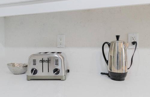 Luxury Beachfront Condo, Pool, Tennis Court, Sauna, Gym #locationenvy - Photo 37