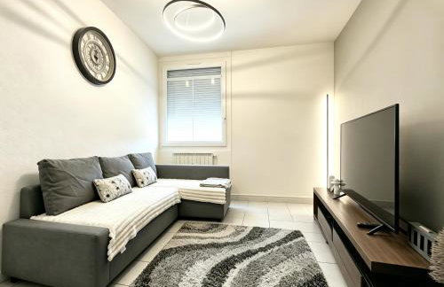 Large modern 2 bedrooms, bright & cozy hypercentre - Photo 2