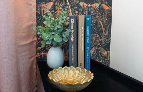 Stone Flora 2BR Condo Near Downtown and Bay - Photo 38