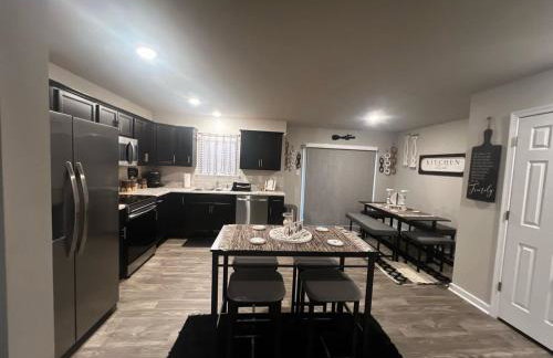 Roomy Getaway Elevate Your Stay, 6 Mins to RIC - Foto 37