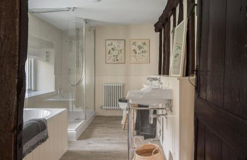 Scarr Head Cottage, detached stone cottage near Coniston, Lake District - Photo 25