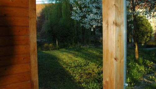 Chalet indépendant avec jardin et accès piscine près de St Pourçain - FR-1-489-151 - Foto 4