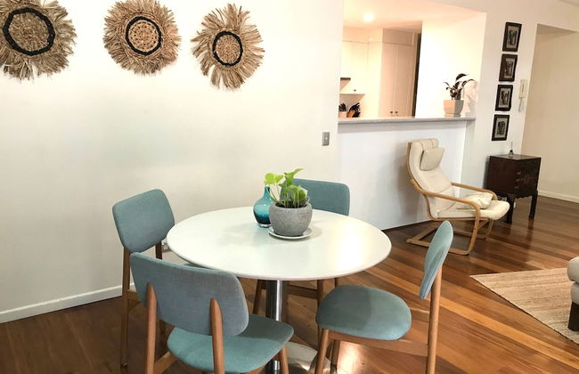 2BR Beautiful River Retreat Pool Wine Gym Netflix - Foto 11