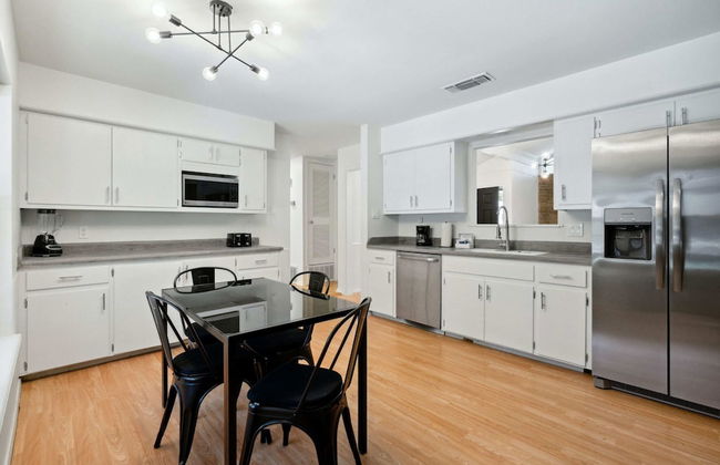 Quiet 4 Bedroom Home Located off Sola - Foto 15