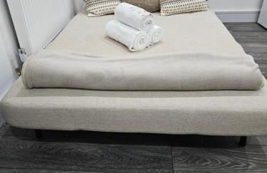 Private One Bedroom Flat in Barnet, London - Foto 6