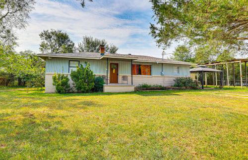 Rural Escape Near Lake Ouachita with Gas Grill! - Foto 2