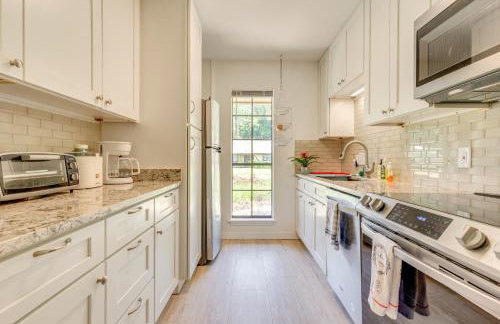 Peaceful Fairhope Getaway, 2 Mi to South Beach - Foto 2