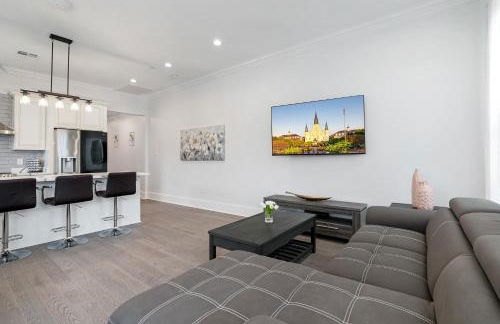 New 4 Bed luxury house w/Private Heated Pool - Foto 7