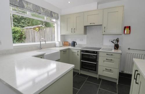 Cottage on the Green - Photo 6