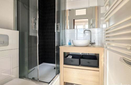 Montmartre vue sur les toits de Paris et la Tour Eiffel - Foto 21