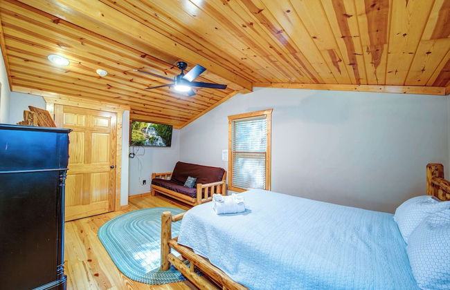 Buck Valley Lodge Mountain Getaway! - Foto 3