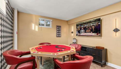 Backyard Movie, Hot Tub & 2 Game Rooms - Foto 5, Game Room