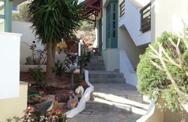 Elia Studios - Photo 22