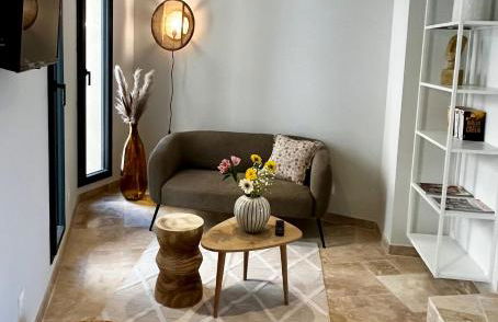 Le Donjon de Lily - Cœur de La Cité Médiévale - Foto 19