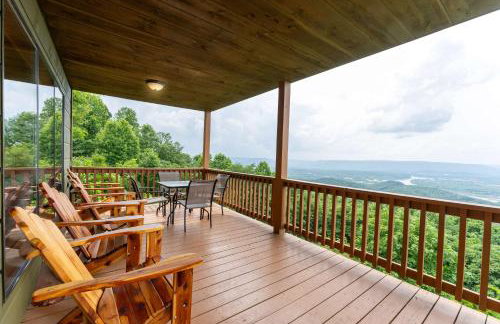 Eagles Nest Cabin with a private hot tub - Foto 3