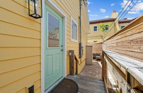 Citrus Hideaway - Steps to City Center - Foto 37