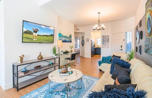 Family-Friendly Stay , Tennis & Basketball Courts, King Beds & Parking- H2167 - Foto 24