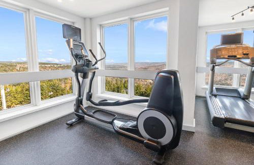 ML288 New Deck Great Views EZ Parking WiFi Retreat - Foto 16