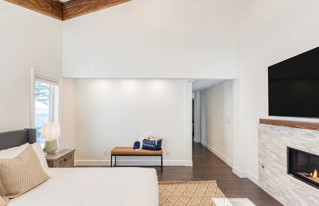 Explorer by Avantstay Close to Slopes! Game Room, Guest Suite, Hot Tub - Photo 22