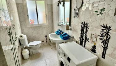 Casa Lilo, en jardin grande, con una gran piscina y barbacoa - Foto 5