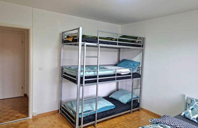 Entire Flat Close to Airport, Train, Center for 7 - Foto 7