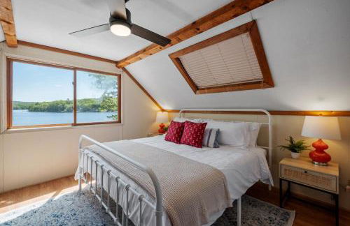 Idyllic Lakeside Getaway home - Foto 29