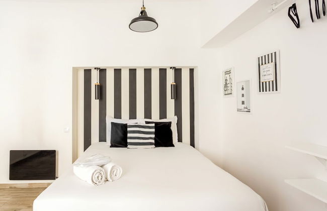 Reva Suites - Photo 3